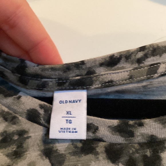 2/$30 💜 Old Navy waist defined t-shirt dress - Picture 2 of 2